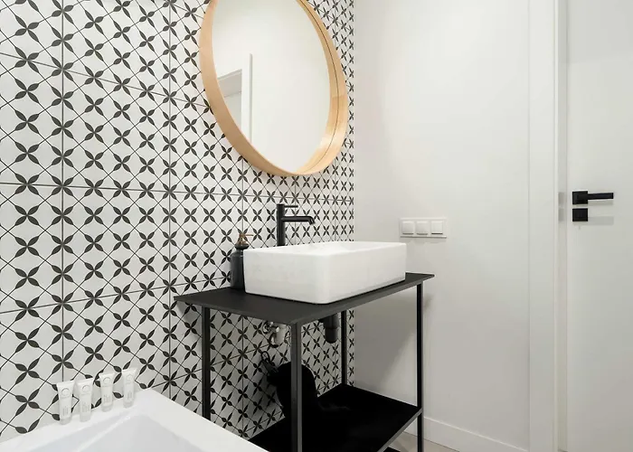 Modern Remote Work Close To The Malta By Renters Apartment Poznan